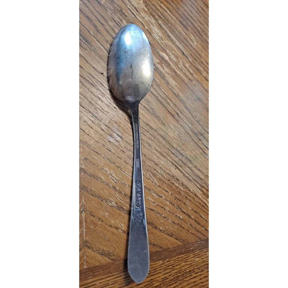 Vintage‎ WM Rogers MFC.CO Original Rogers Antique Spoon